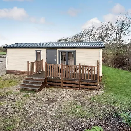 2 Bedroom Pet Friendly In Holiday home *