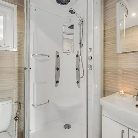 2 Bedroom Pet Friendly In Tatil Evi *