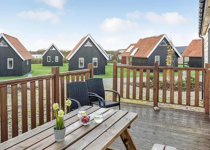 Holiday home 2 Bedroom Pet Friendly In *