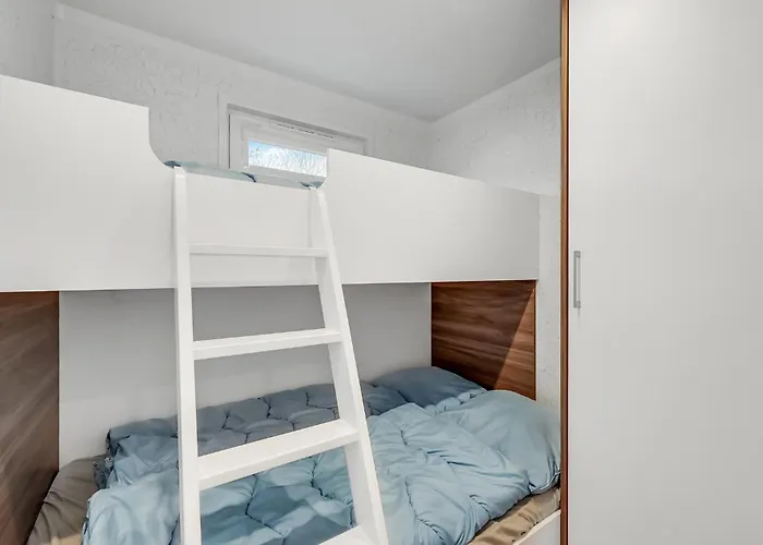 2 Bedroom Pet Friendly In Holiday home